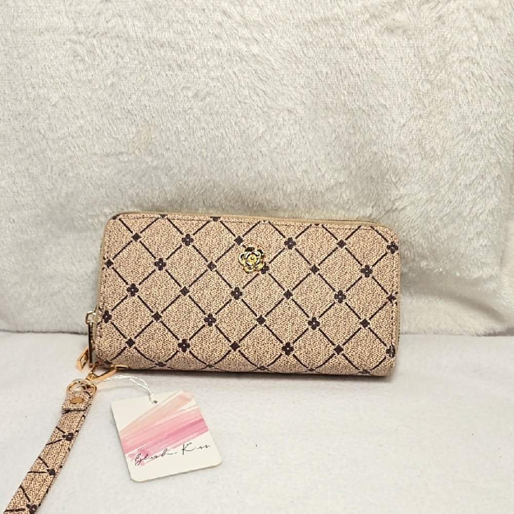 Blush Kiss Double Zip Wristlet